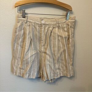 Saks Fifth Avenue Tan and White Linen Women Striped Classic Preppy Pleat Shorts